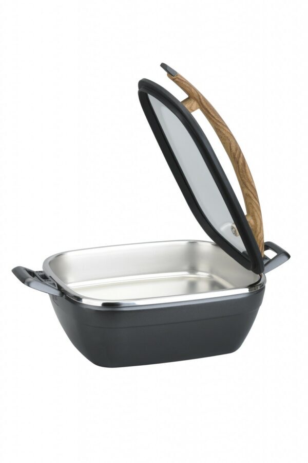 ARTISAN SQUARE CASTING CHAFER WITH WOODEN HANDLE L460 X W280 X H206MM 4.5LT