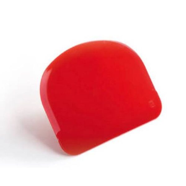PLASTIC SCRAPER ROUNDED 110MM